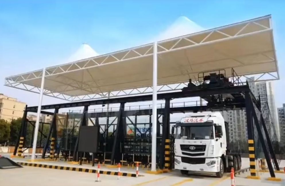 新能源換電起重機、重卡換電起重機、換電天車、吊機