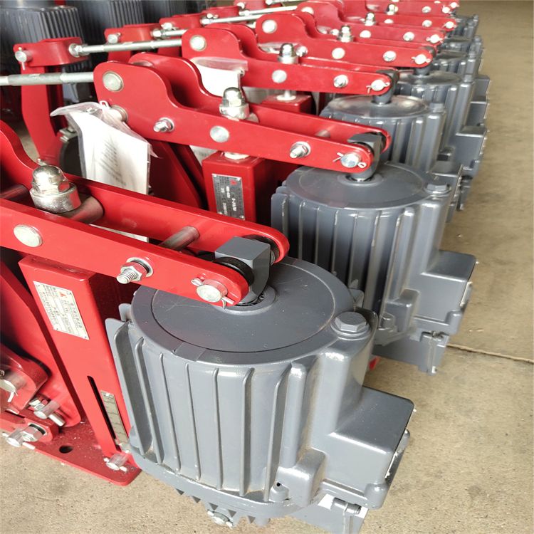 雙梁起重機(jī)抱閘的調(diào)整方法