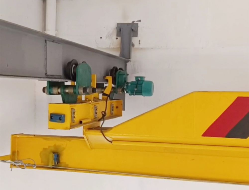 黃石起重機(jī)端梁、大車行走端梁、大車行走機(jī)構(gòu)配套批發(fā)