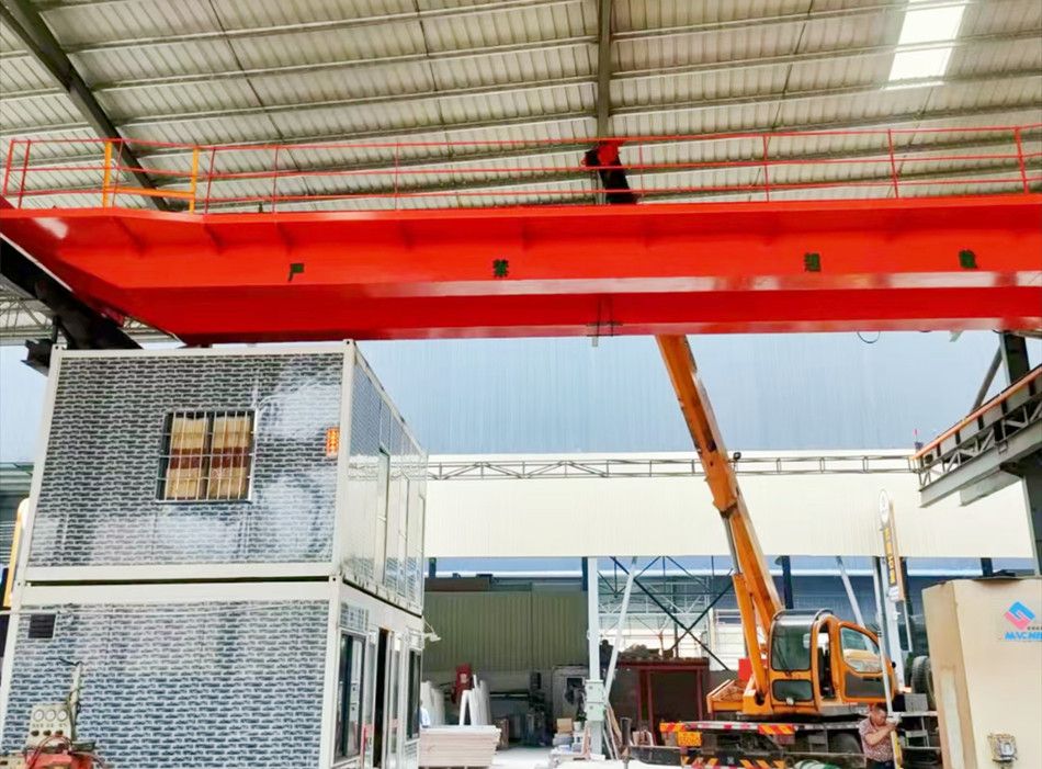 駐馬店起重機、LH型電動葫蘆橋式雙梁起重機廠家供貨，安裝維修