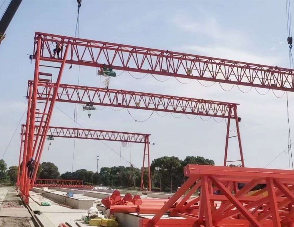 玉林單梁門式起重機(jī)、電動(dòng)單梁龍門吊廠家銷售、安裝修理