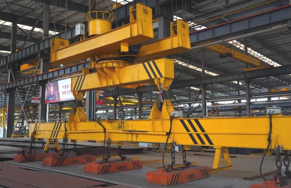 陜西電磁吸盤廠家、電磁下旋轉(zhuǎn)電磁掛梁、電磁鐵吊具吊梁