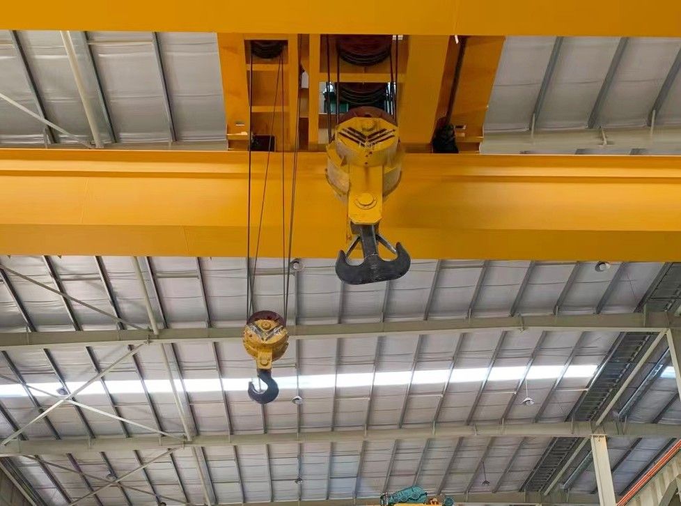 起重吊鉤生產(chǎn)廠家、吊鉤噸位型號規(guī)格、技術(shù)參數(shù)