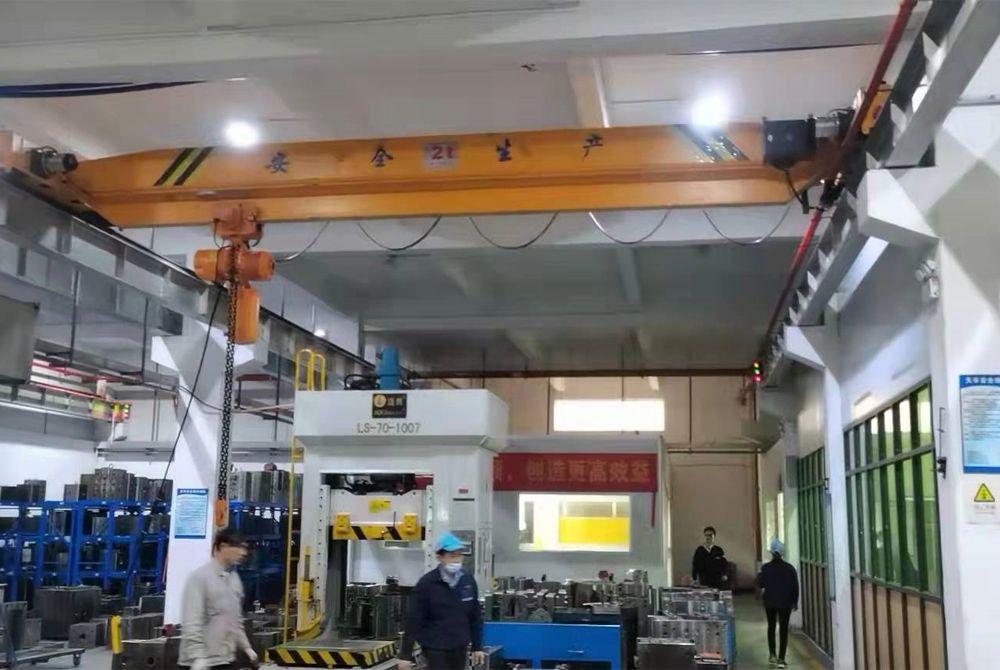 LD型電動(dòng)單梁起重機(jī)、LDA電動(dòng)單梁起重機(jī)生產(chǎn)廠家