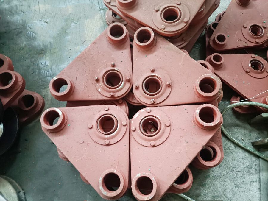 河南新鄉(xiāng)電動葫蘆配件、三角平衡梁