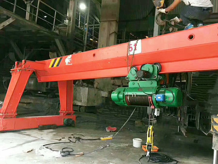 江西上饒龍門吊、行業(yè)專用起重機、MH型電動單梁門式起重機