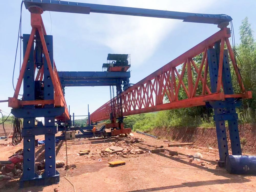 湖南架橋機(jī)、自平衡架橋機(jī)廠家銷售安裝維修