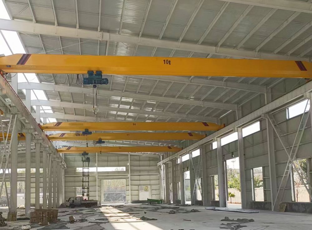 橋式天車、吊機(jī)、航吊、橋吊、LDA型電動(dòng)單梁起重機(jī)
