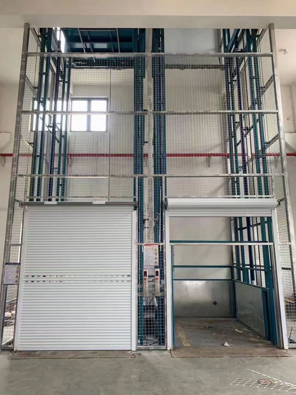 液壓升降平臺(tái)、鏈條導(dǎo)軌式液壓升降機(jī)、升降貨梯