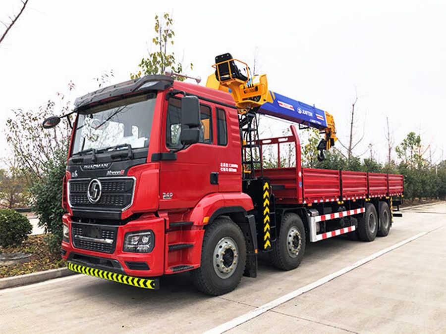 三門峽隨車吊生產(chǎn)廠家-河南駿通車輛有限公司