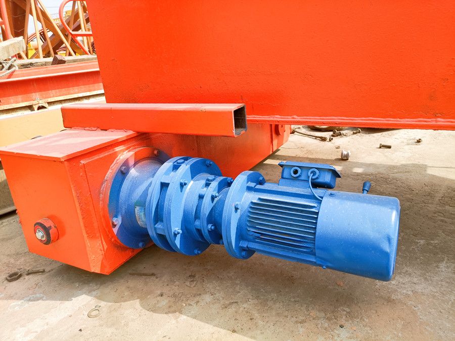 信陽擺線針輪減速機(jī)、起重機(jī)減速機(jī)系列產(chǎn)品廠家銷售