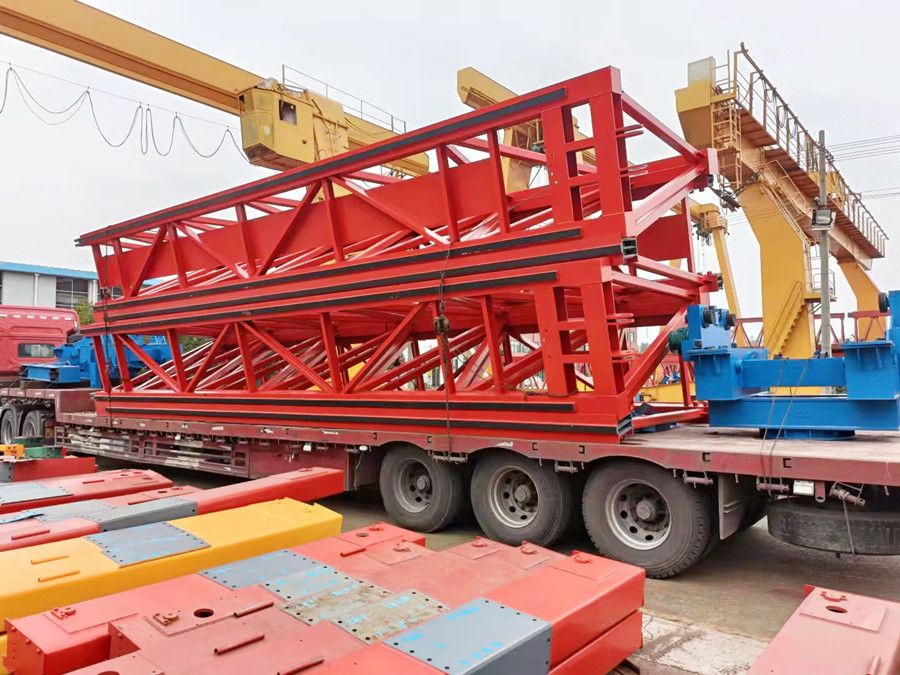 揭陽工程起重機、40m180t架橋機