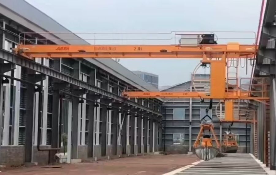 阿爾法起重機(jī)、酒廠專用抓斗橋式起重機(jī)