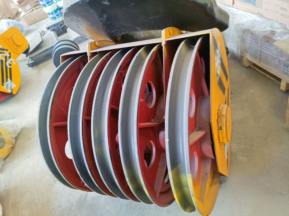 起重機吊鉤、行車大鉤、起重吊鉤吊具夾鉗夾具設(shè)計制造、安裝維修