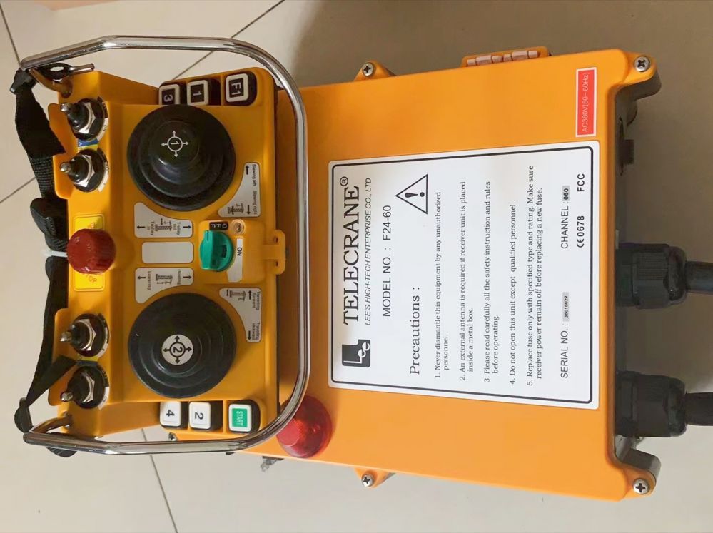 起重機(jī)遙控器、工業(yè)遙控器、搖桿遙控器批發(fā)零售、安裝維修