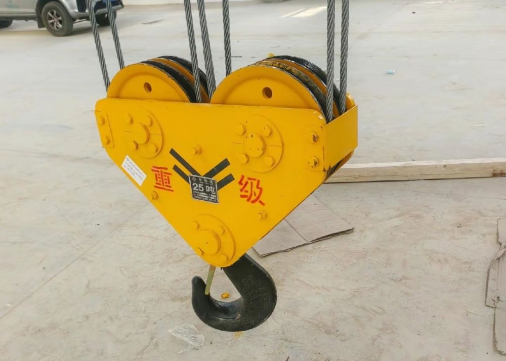 起重機(jī)吊鉤、國標(biāo)起重吊鉤、歐式起重機(jī)吊鉤組