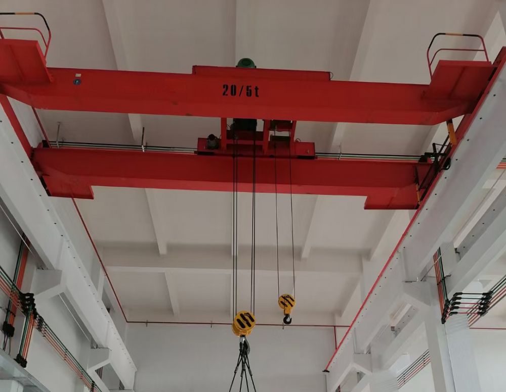 歐式雙梁橋式起重機(jī)、QDXX型橋式起重機(jī)、行車(chē)