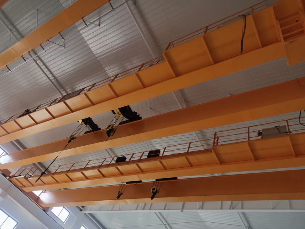 起重機(jī)廠家。LH電動(dòng)葫蘆雙梁橋式起重機(jī)系列