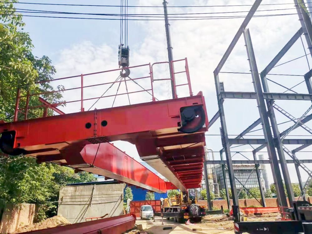 湖州天車、吊機(jī)廠家銷售、雙梁橋式起重機(jī)的型號(hào)有哪些？