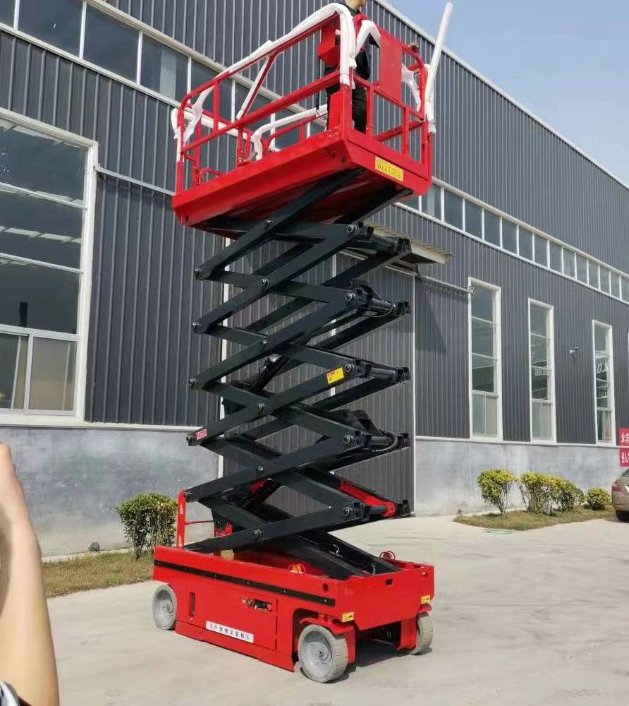 自行走維修平臺、自行走登高車廠家品牌、拓蒲起重