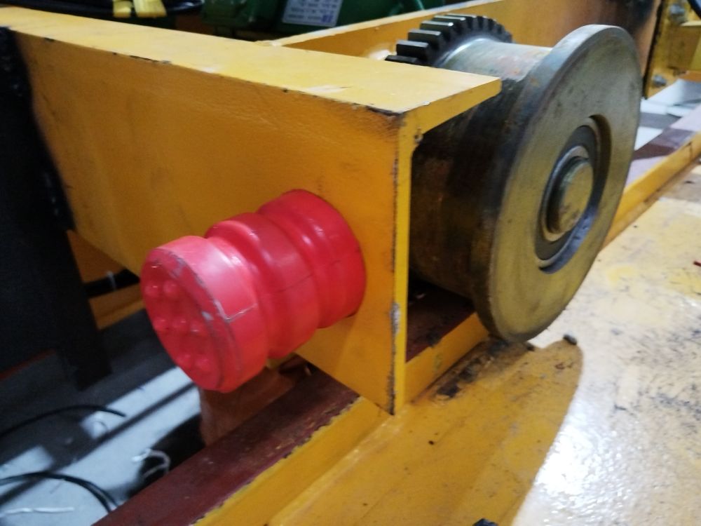 起重機(jī)緩沖器、橡膠防撞膠、聚氨酯緩沖器