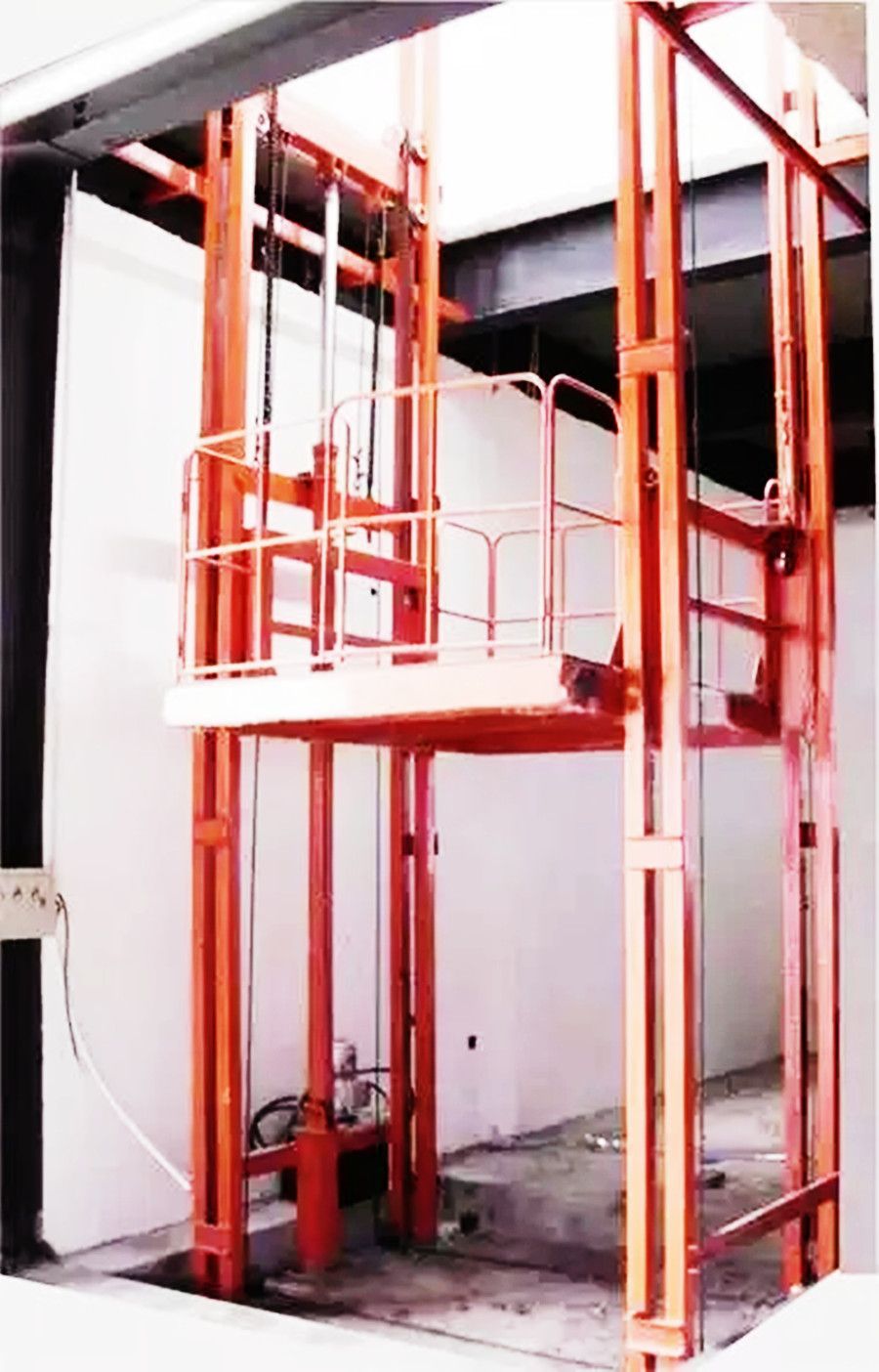 成都市液壓升降機(jī)、載貨平臺、SJD型鏈條導(dǎo)軌式升降機(jī)廠家銷售服務(wù)