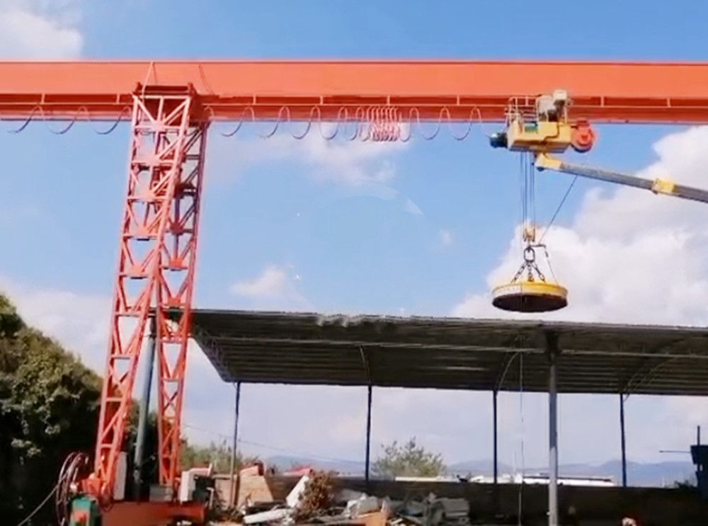 廣西龍門吊、南寧電動電磁吸盤門式起重機(jī)廠家銷售服務(wù)