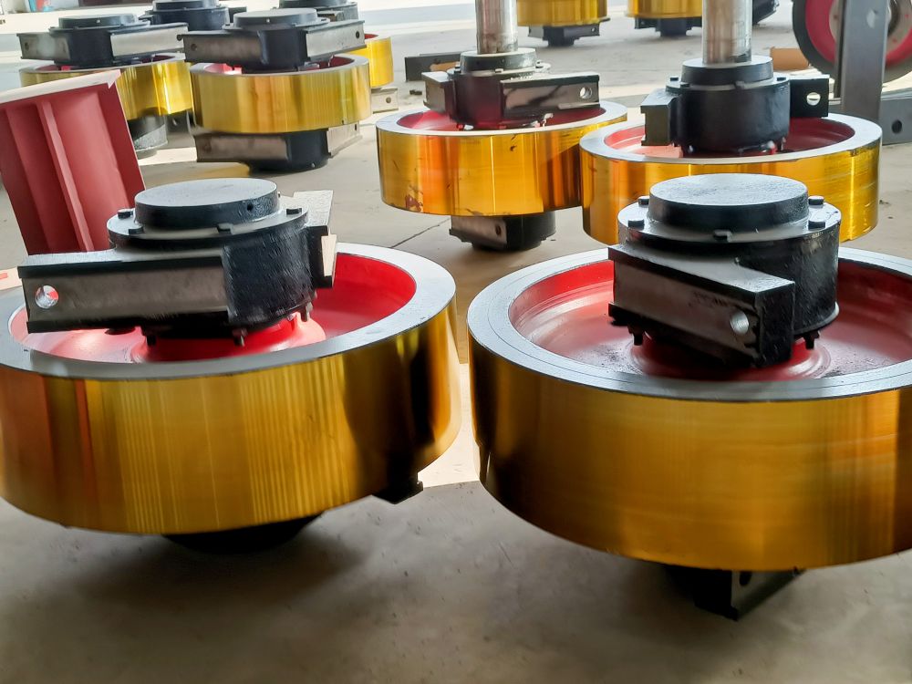 起重車(chē)輪、車(chē)輪組廠家品牌、天車(chē)、吊機(jī)、航車(chē)大輪/車(chē)輪組供貨安裝維