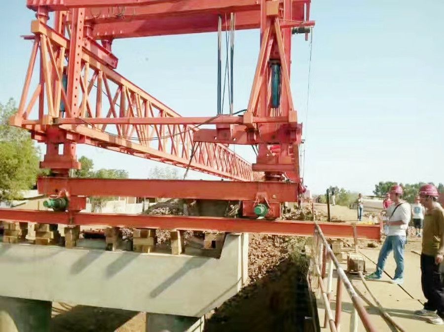 廣東廣州二手架橋機(jī)租賃、提梁機(jī)出租、自帶架橋機(jī)架橋工程