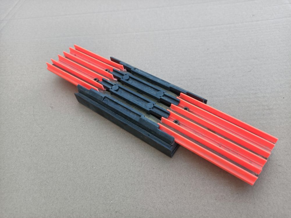 天津滑導(dǎo)線、無接縫滑觸線廠家批發(fā)零售