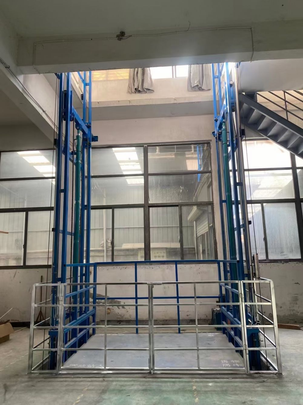 起重升降機(jī)、貨梯、鏈條導(dǎo)軌式升降機(jī)制造安裝維修