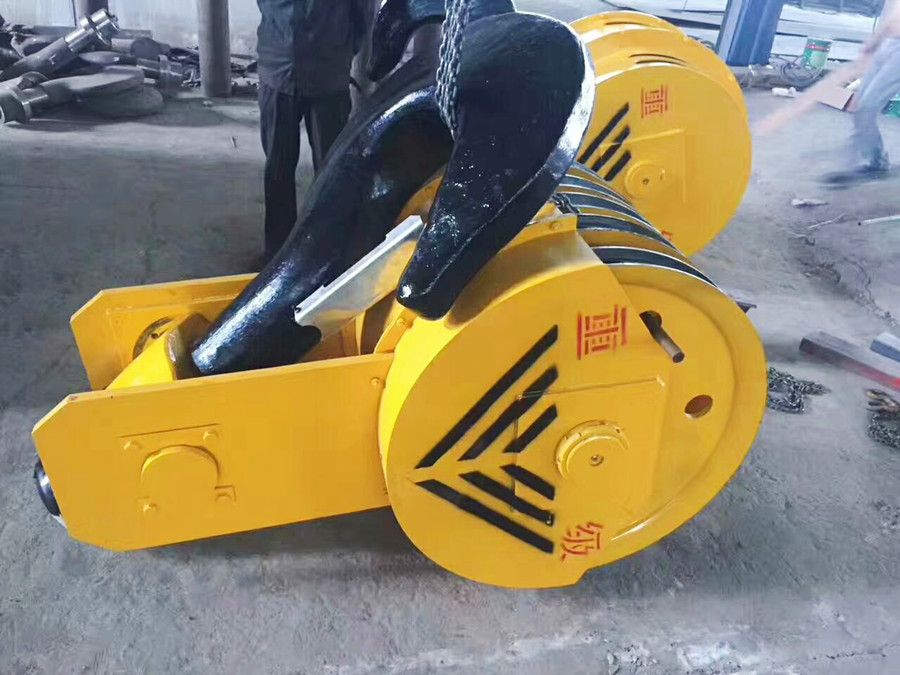 佛山起重吊鉤吊具、75噸起重吊鉤總成廠家直銷(xiāo)