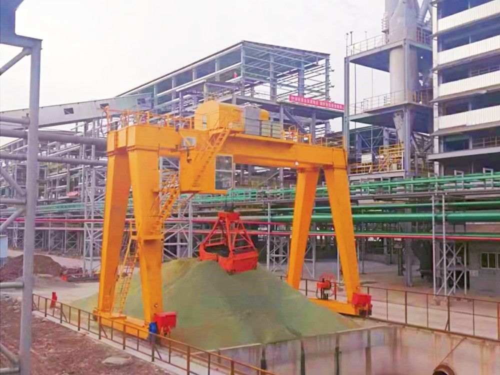 MZ型雙梁抓斗門(mén)式起重機(jī) MZ型雙梁抓斗門(mén)式起重機(jī)