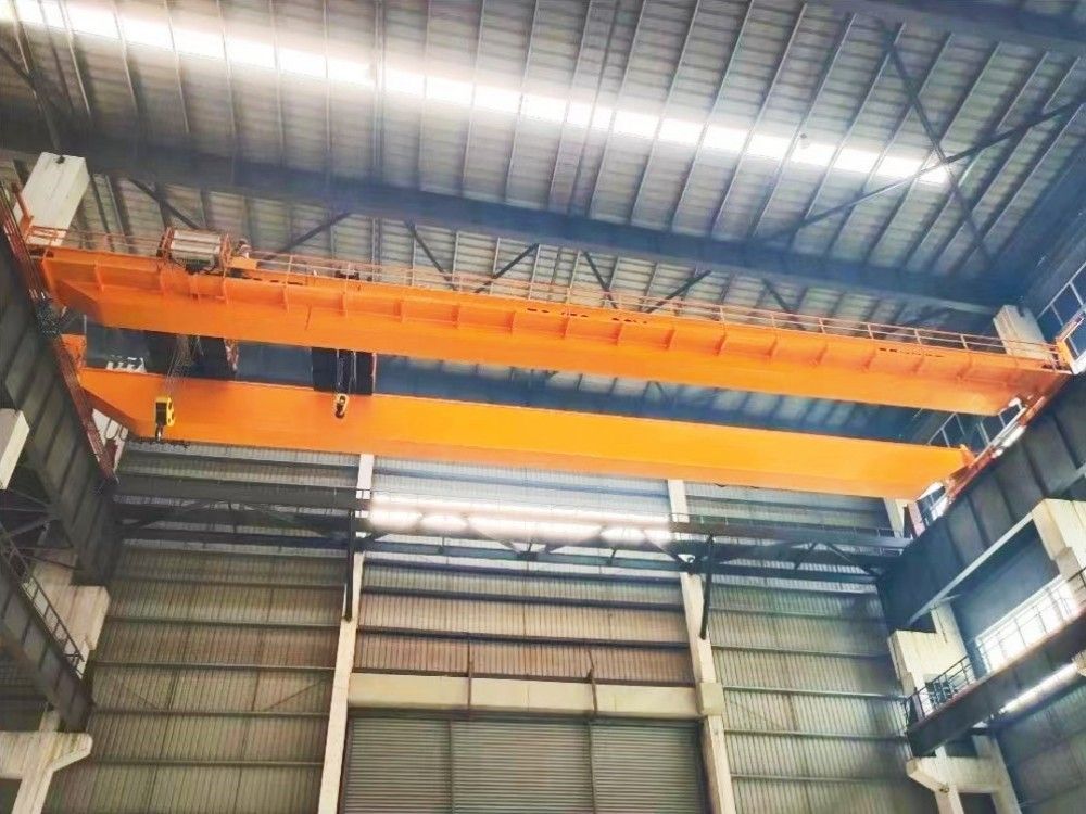 LHE型雙小車電動(dòng)葫蘆雙梁橋式起重機(jī)