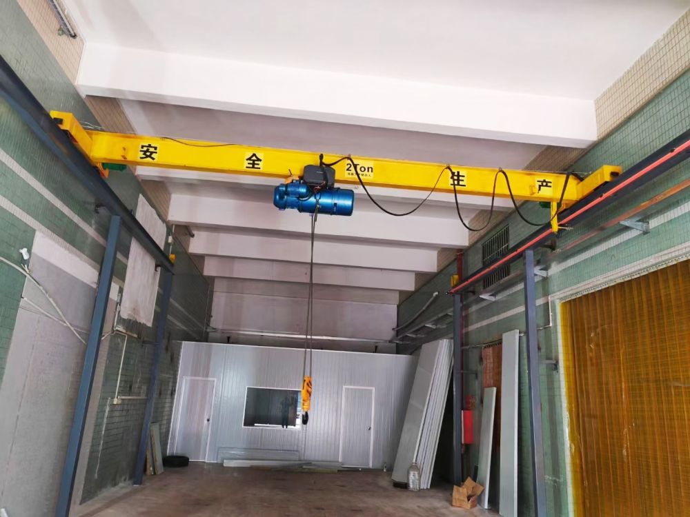 簡易電動單梁起重機、雙梁起重機、天車、吊機生產(chǎn)制造