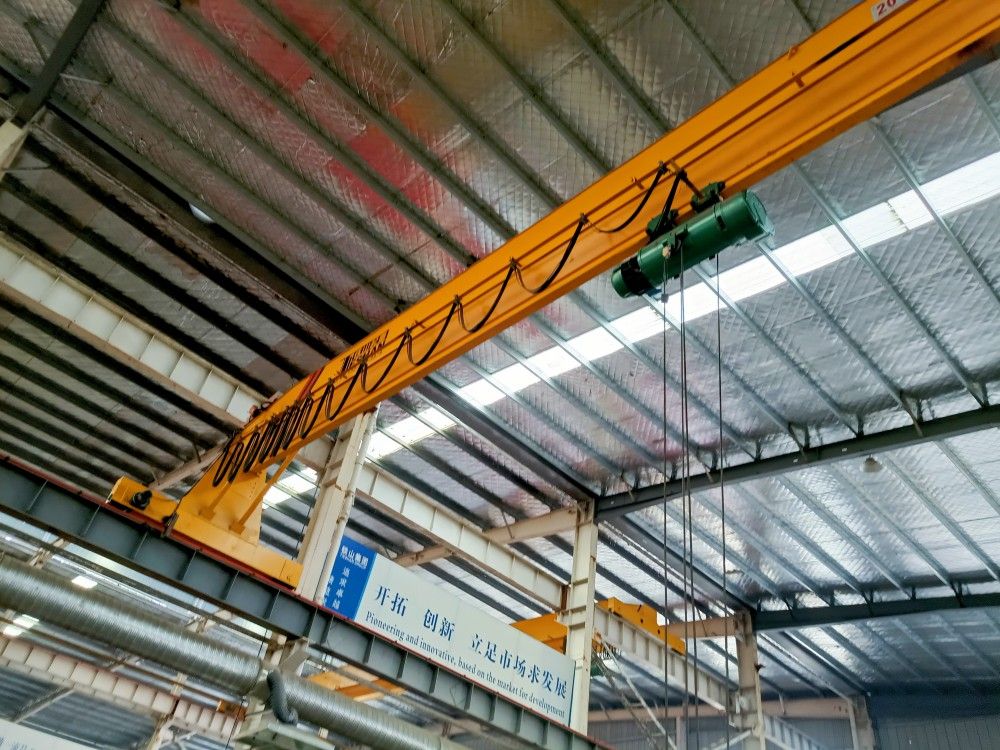 河南鐵山起重機(jī)、LDA型電動(dòng)單梁橋式起重機(jī)、橋吊、天車(chē)、吊機(jī)