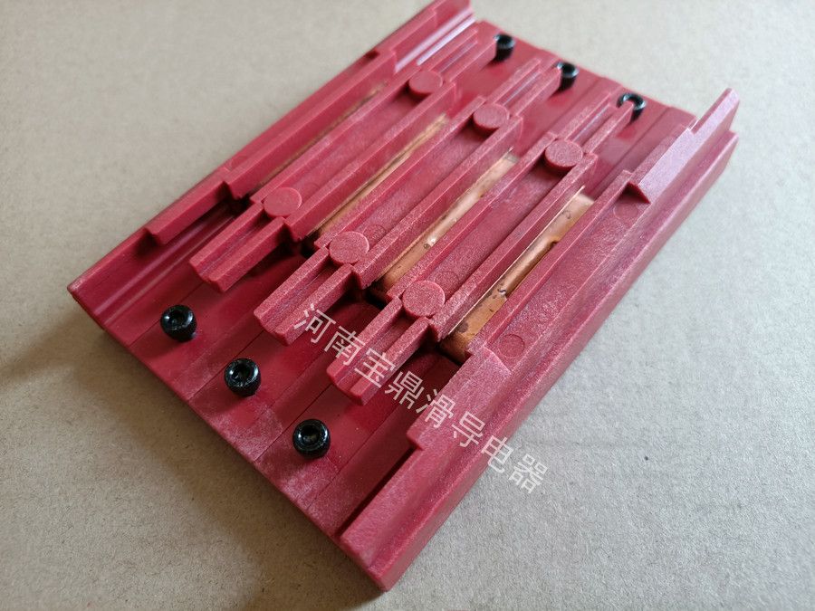 無接縫滑觸線斷開連接器、無接縫滑觸線駁接器