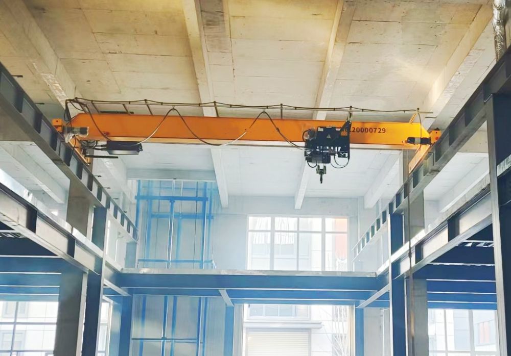 歐式歐標(biāo)起重機(jī)、HD新型低凈空單梁起重機(jī)