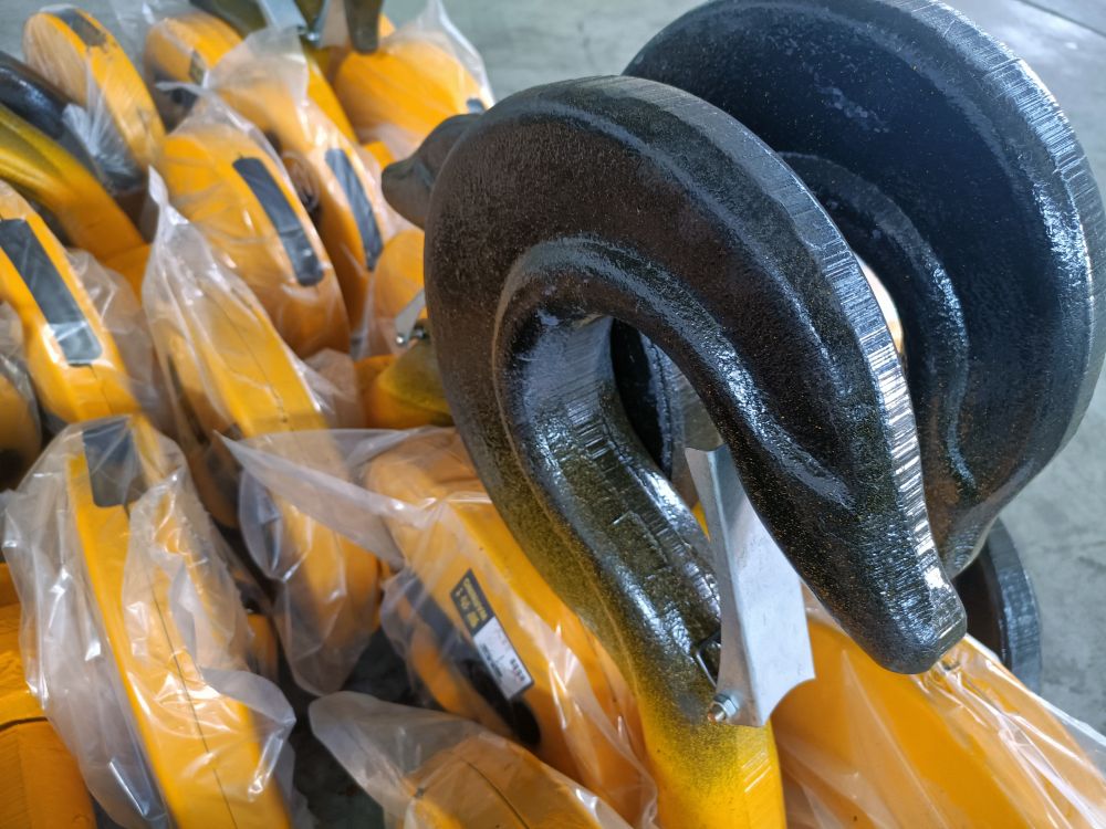 菏澤起重機(jī)械廠家銷售、10噸電動(dòng)葫蘆吊鉤