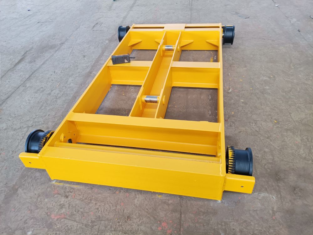 新鄉(xiāng)起重運(yùn)行小車(chē)、0.5~60t環(huán)鏈葫蘆臺(tái)車(chē)廠家批發(fā)