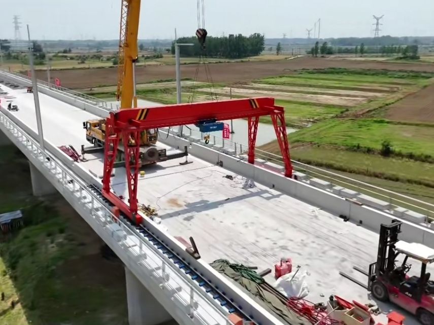 廣東門式起重機(jī)、電動(dòng)單梁龍門吊廠家報(bào)價(jià)