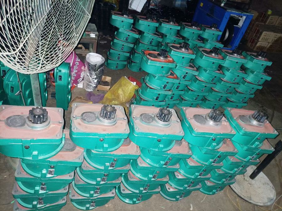 河南新鄉(xiāng)LDA變速箱、減速機(jī)、減速器廠家批發(fā)