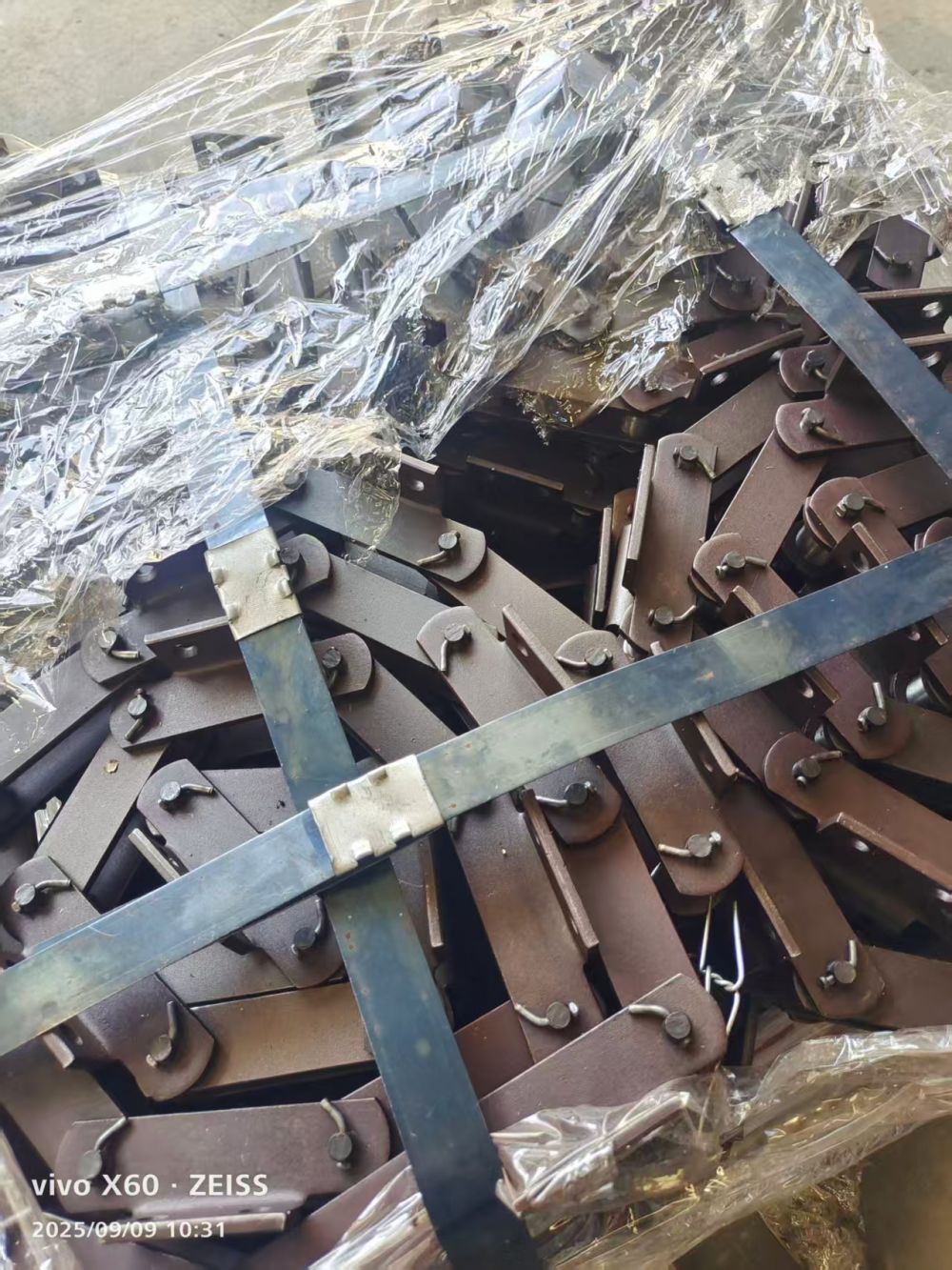 斗式提升機錳鋼材質(zhì)鏈條 起重兩條生產(chǎn)廠家