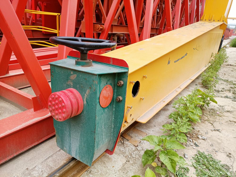 濟(jì)南龍門吊防風(fēng)設(shè)施、盤式夾軌器、液壓防風(fēng)鐵楔廠家批發(fā)