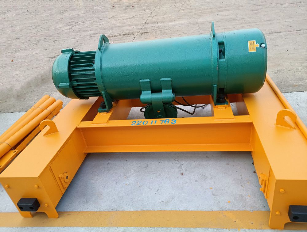 臺車式電動葫蘆、座式電動葫蘆、江陰電動葫蘆銷售安裝維修