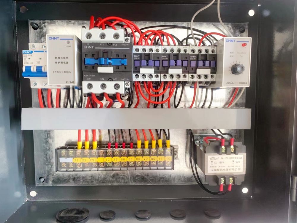 起重電氣柜、電氣箱，高低壓變頻防爆電氣系統(tǒng)廠家定制、安裝改造維修