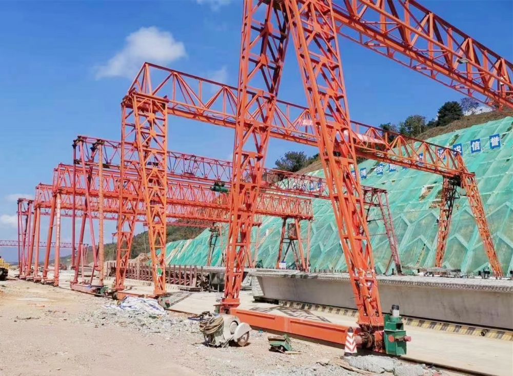 銅川龍門吊、提梁機(jī)、路橋門機(jī)廠家銷售