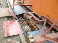 揚州天寶供應地溝式滑觸線翻板機構