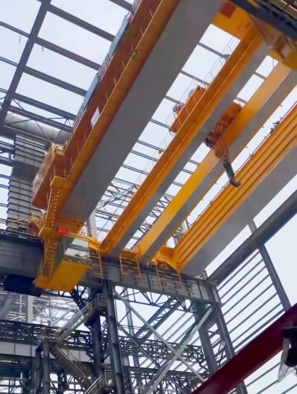 福建冶金吊、四梁鍛造起重機(jī)、YZ/YZS型鑄造橋式起重機(jī)