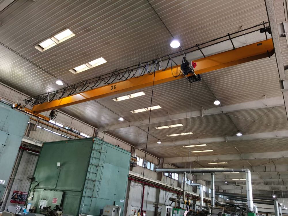 歐式起重機、歐式新型橋式起重機、歐式天車、吊機